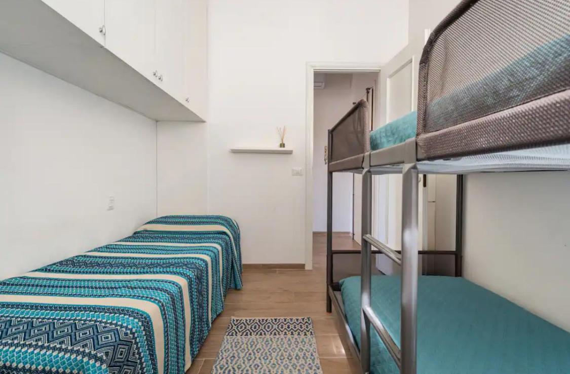 Seaside Apt Private Parking And Near The Beach Viareggio Exterior photo